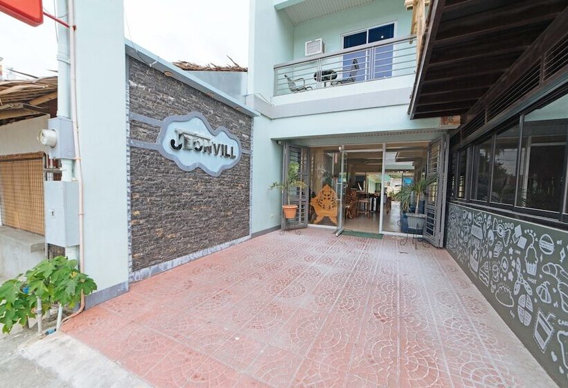 فندق Reddoorz @ Old Buswang Road