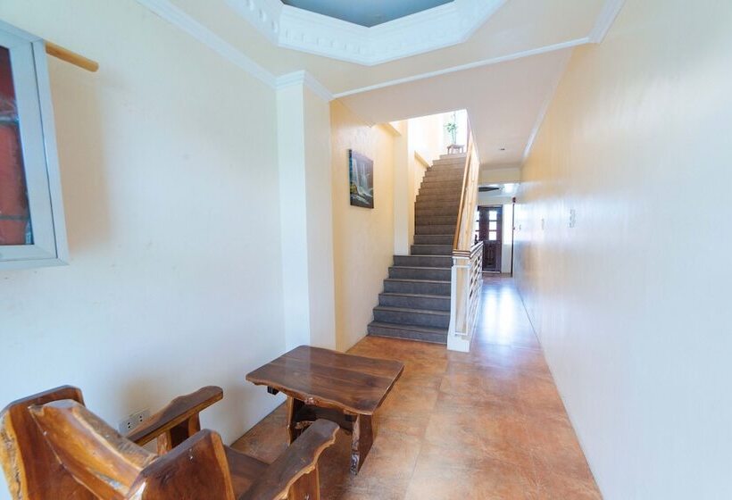 فندق Reddoorz @ Old Buswang Road