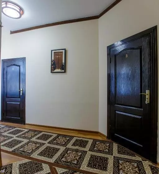 ペンション Xurshidabonu Guest House