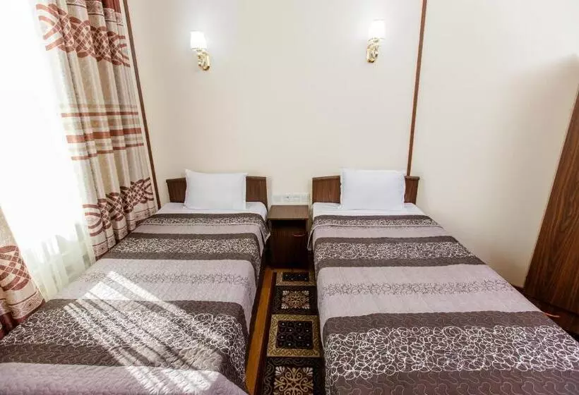 ペンション Xurshidabonu Guest House