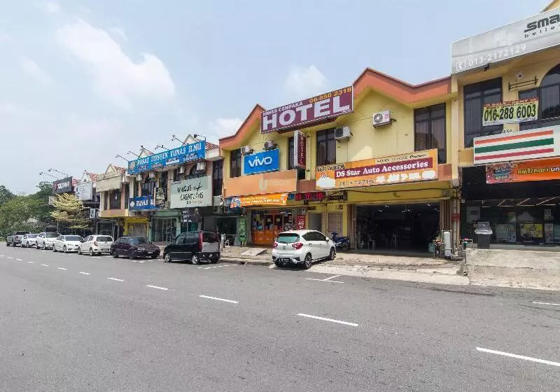 Hotelli Oyo 44072 Mines Cempaka