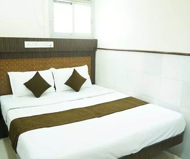 ホテル Sharda Residency