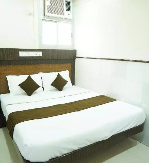 ホテル Sharda Residency