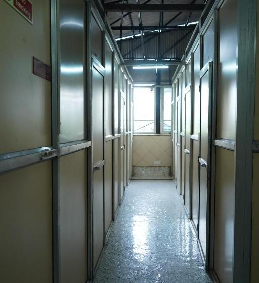 בית מלון כפרי Sharda Residency