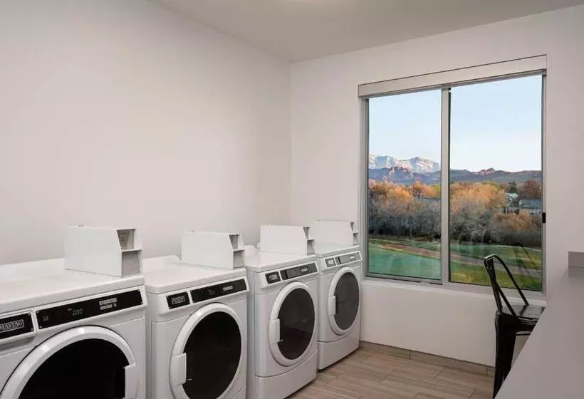 Hotelli Springhill Suites By Marriott St. George Washington