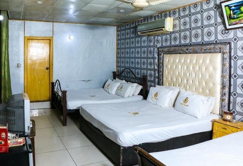 هتل Tulip Inn, Gulberg