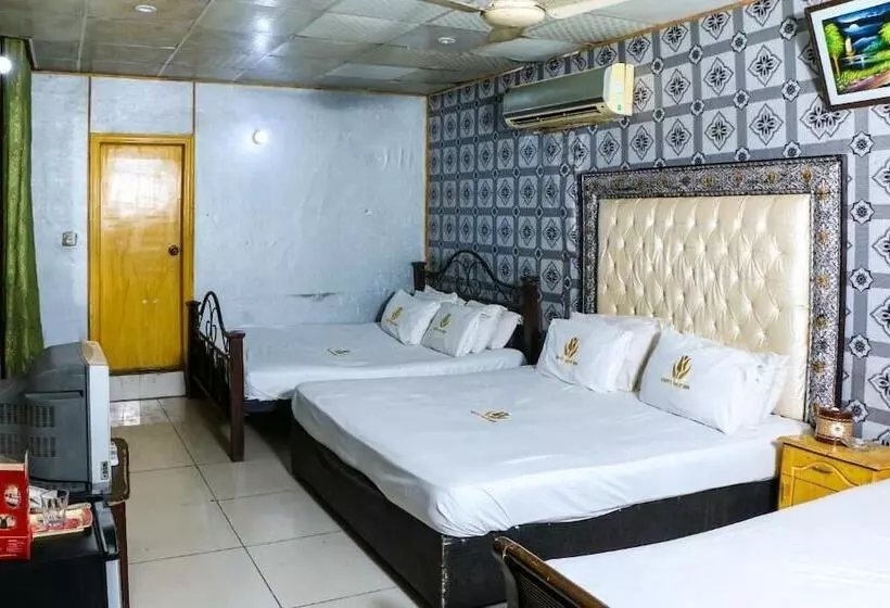 هتل Tulip Inn, Gulberg