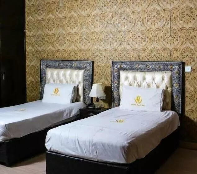 هتل Tulip Inn, Gulberg