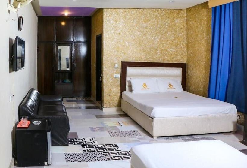 هتل Tulip Inn, Gulberg