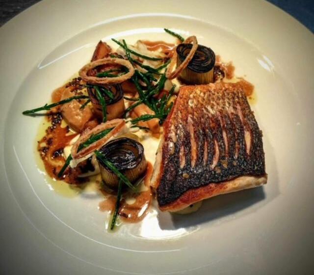 Отель The Commodore