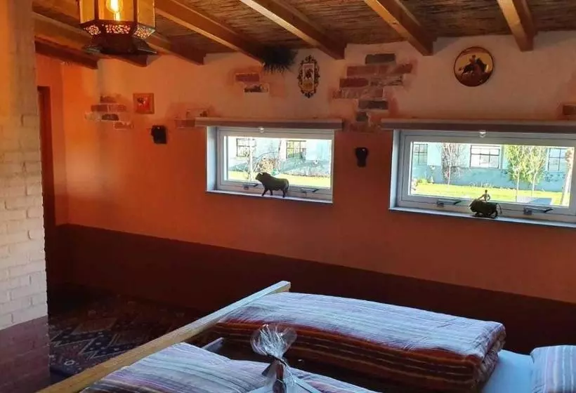 تختخواب و صبحانه Casa Tranquila