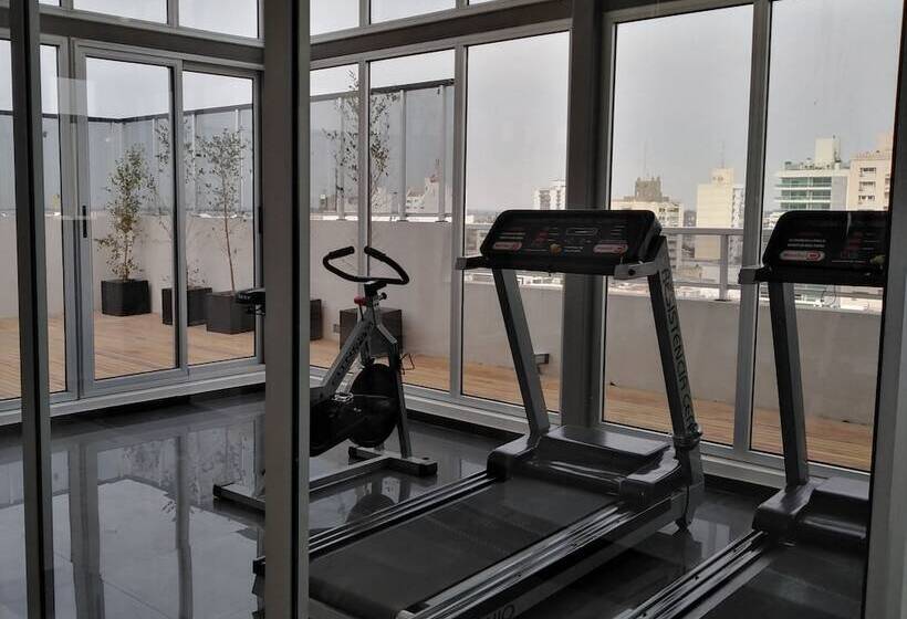 هتل Amerian Rafaela