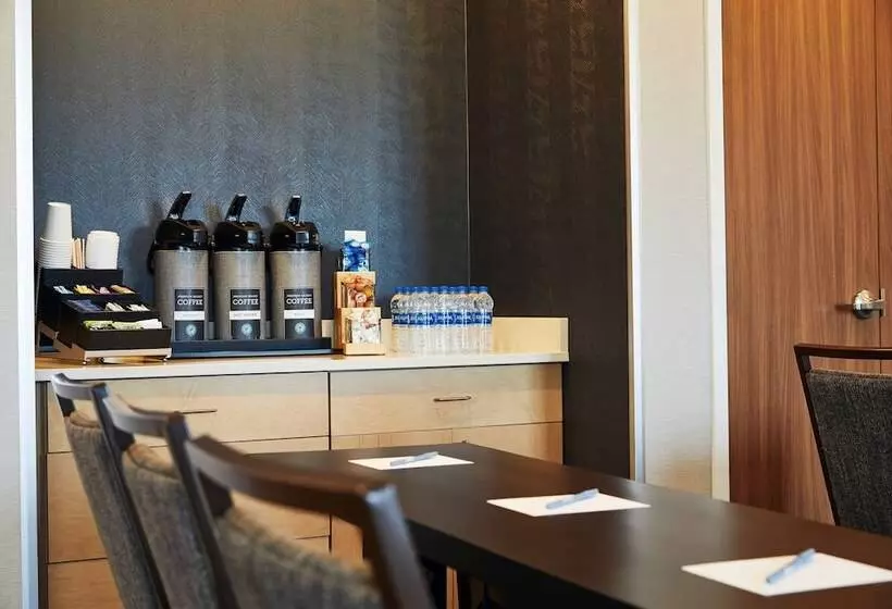 Hotelli Fairfield Inn & Suites By Marriott Kansas City Belton