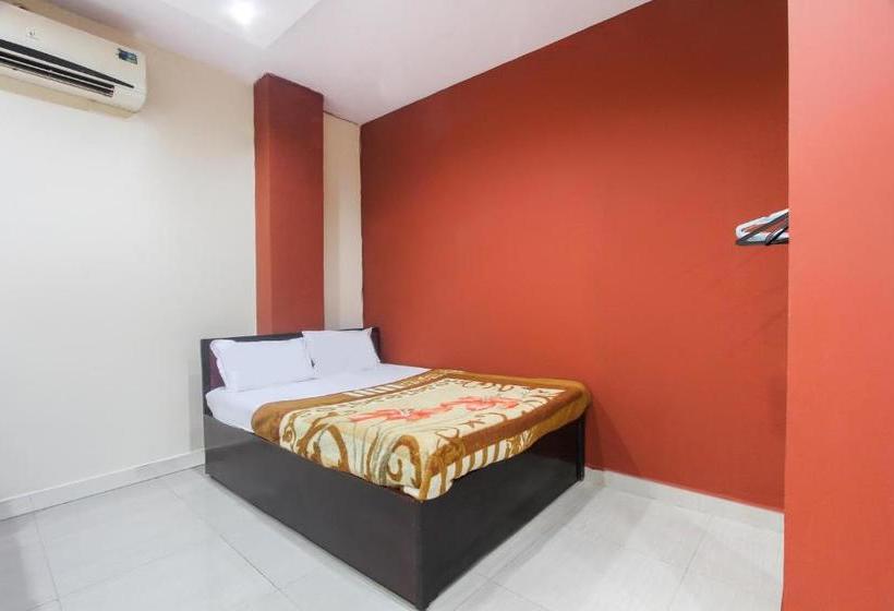 בית מלון כפרי Spot On 48871 Ay