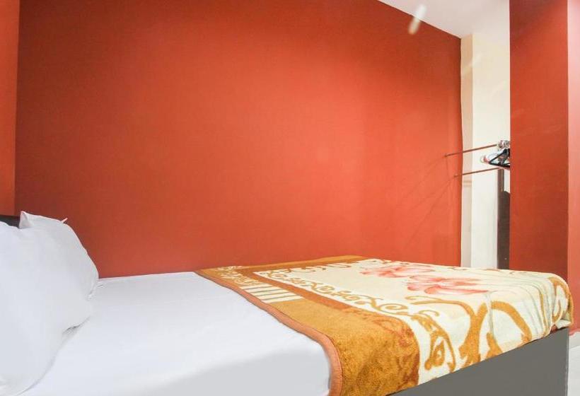 בית מלון כפרי Spot On 48871 Ay