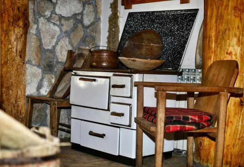 مُتل Turistički Centar Vučje