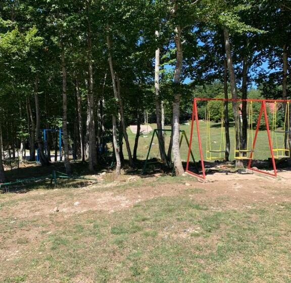 مُتل Turistički Centar Vučje