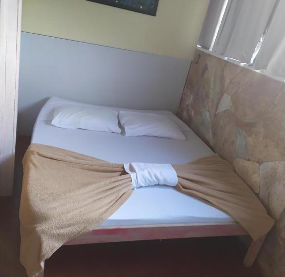 Voa Descubra Hostel Bar