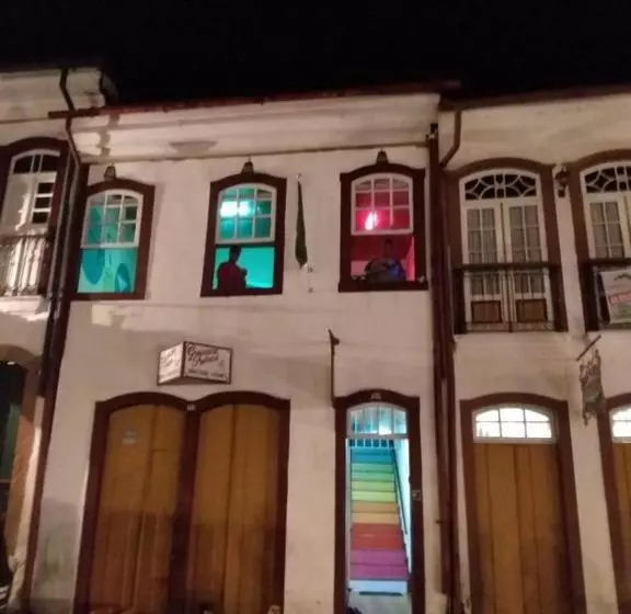 Voa Descubra Hostel Bar