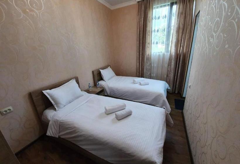 پانسیون Guesthouse Kurdiani In Mestia