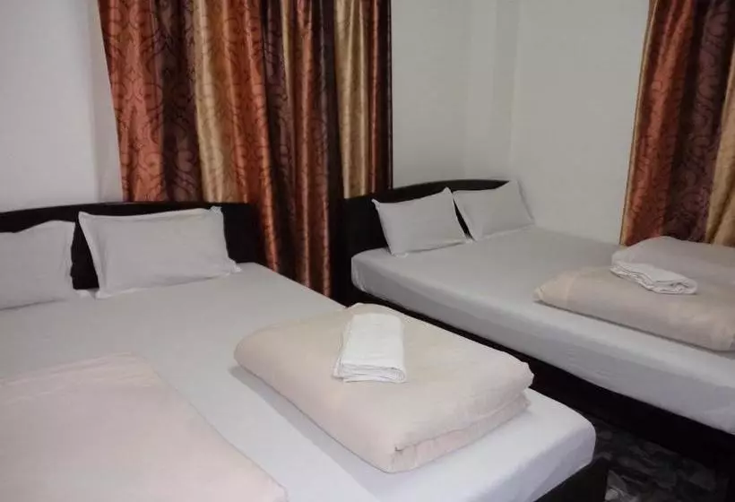 Pension Red Pine Guest House