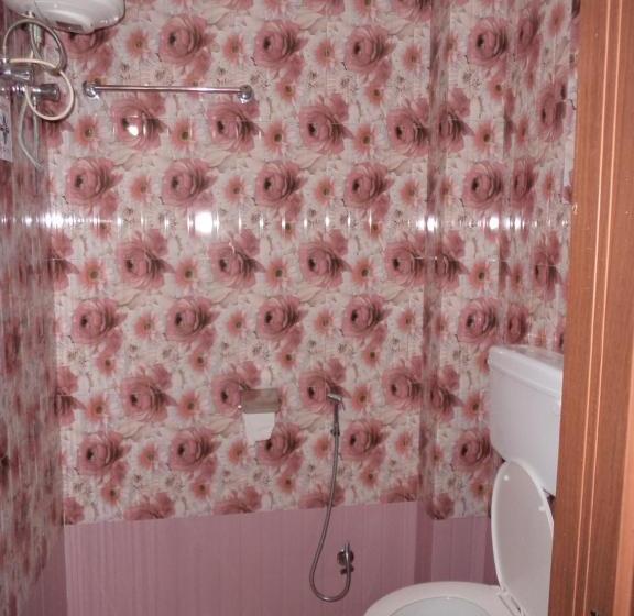 بنسيون Red Pine Guest House