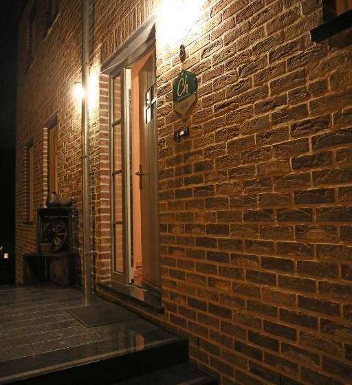 تختخواب و صبحانه Au Monty