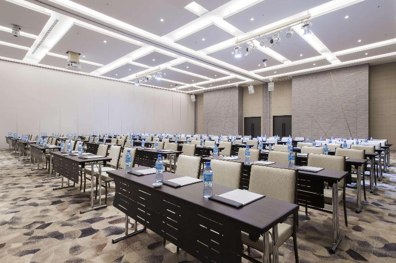 Golden Tulip Fab Hotel New Taipei