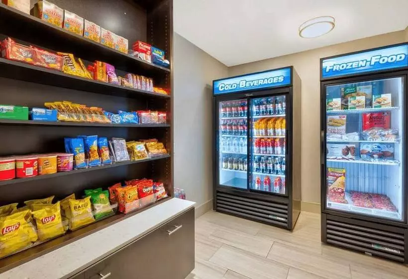 Hotelli Holiday Inn Express & Suites Jersey City   Holland Tunnel, An Ihg