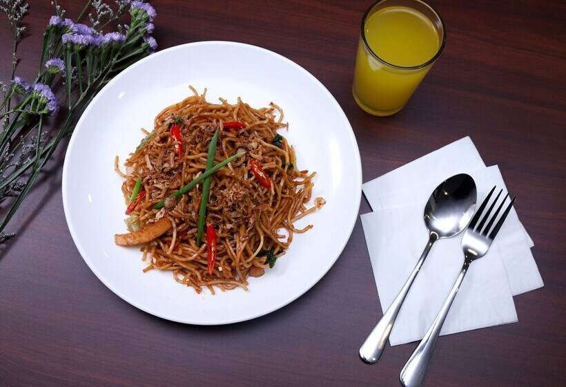 Szálloda Mandurah Room & Cafe By Oyo Rooms