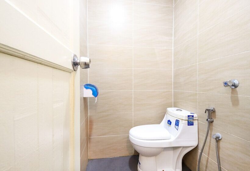 Szálloda Mandurah Room & Cafe By Oyo Rooms