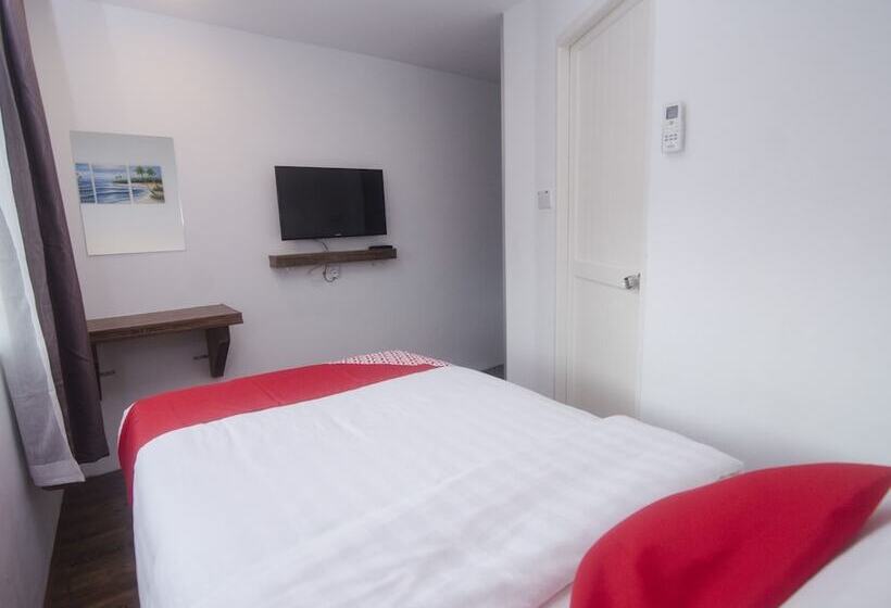 Szálloda Mandurah Room & Cafe By Oyo Rooms