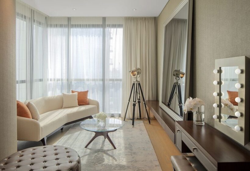 Paramount Hotel Dubai