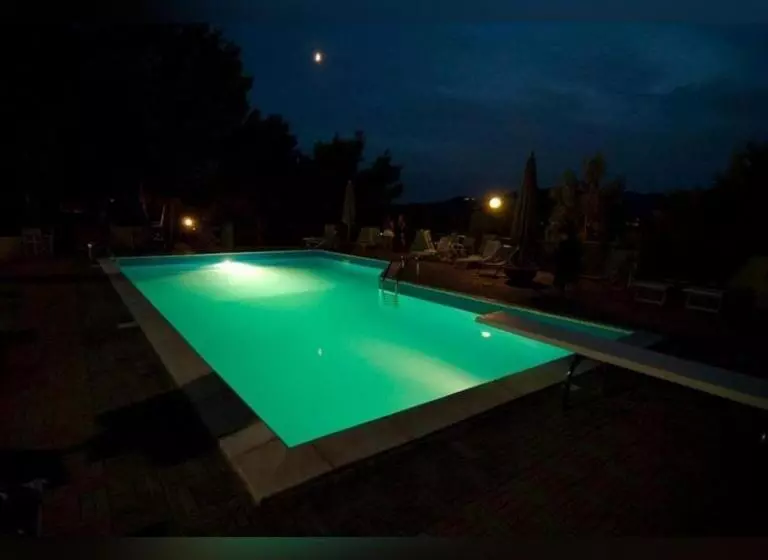 اقامتگاه Villa Marhu