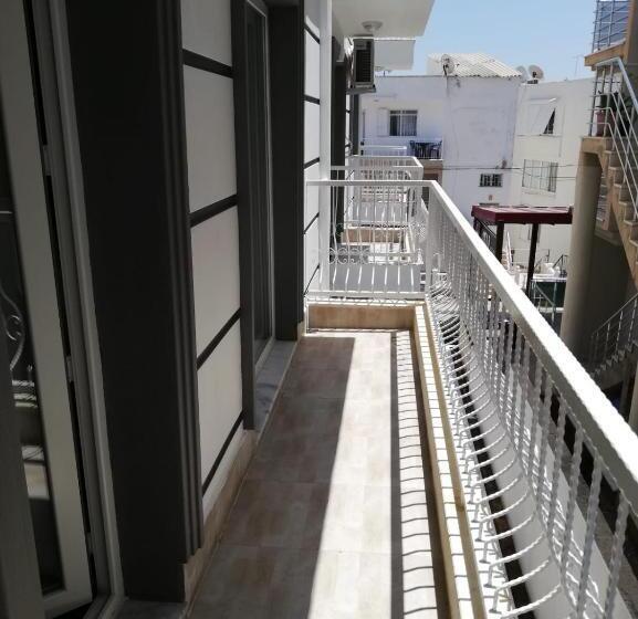 çi̇çek Apart Otel