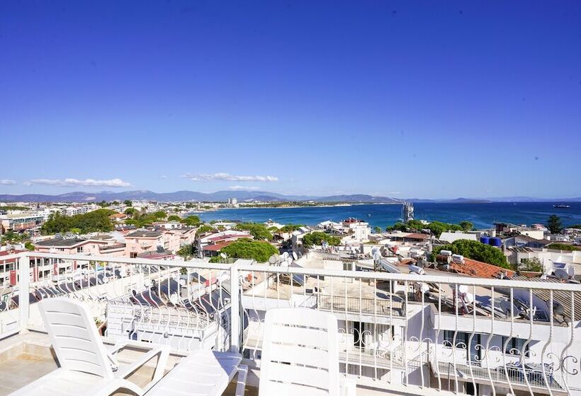 çi̇çek Apart Otel