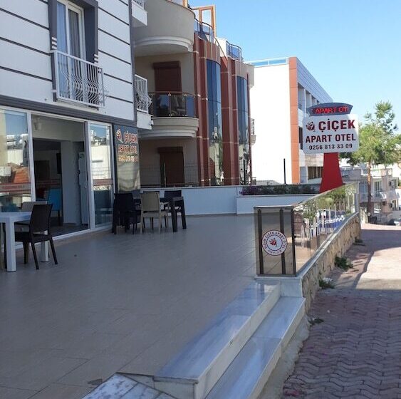 çi̇çek Apart Otel