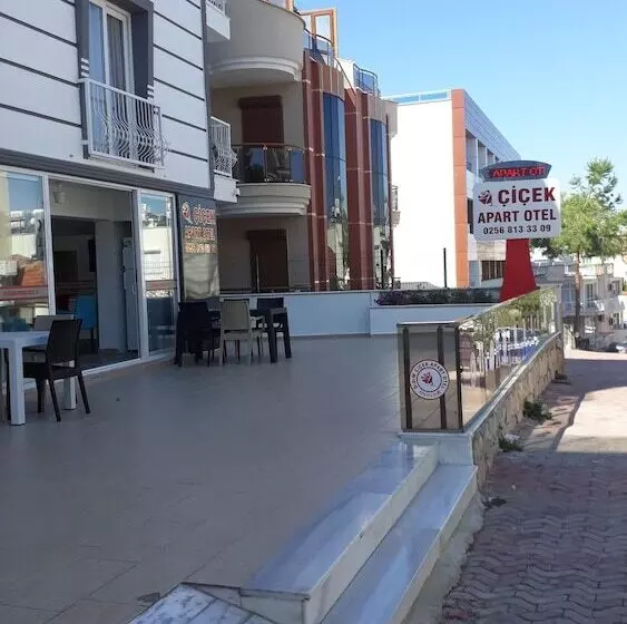 çi̇çek Apart Otel
