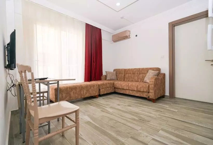 çi̇çek Apart Otel