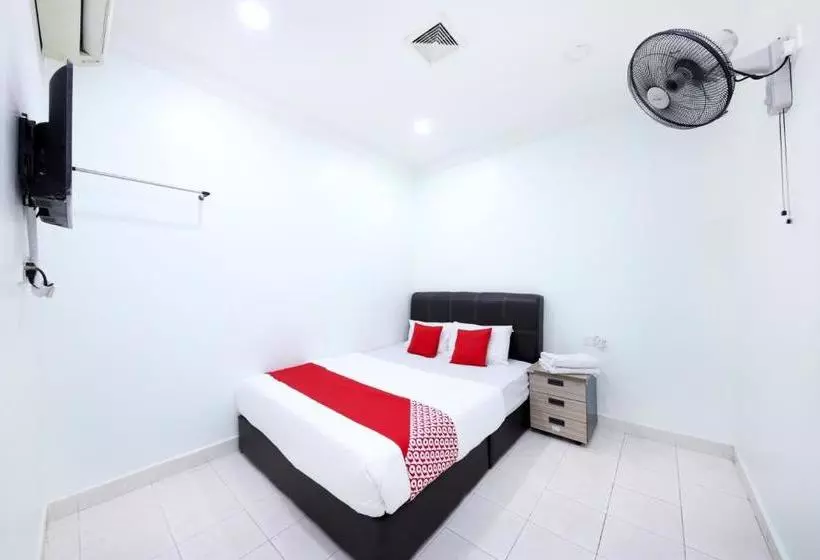 Dynamic Hotel By Oyo Rooms