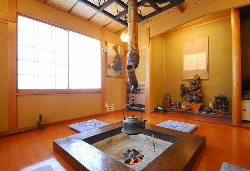 Hotelli Mizubasho No Yado Higashi