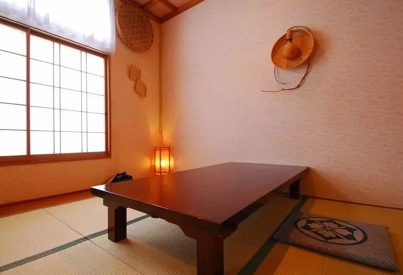 Hotelli Mizubasho No Yado Higashi