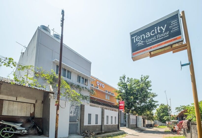 Hotel Tenacity Guest House