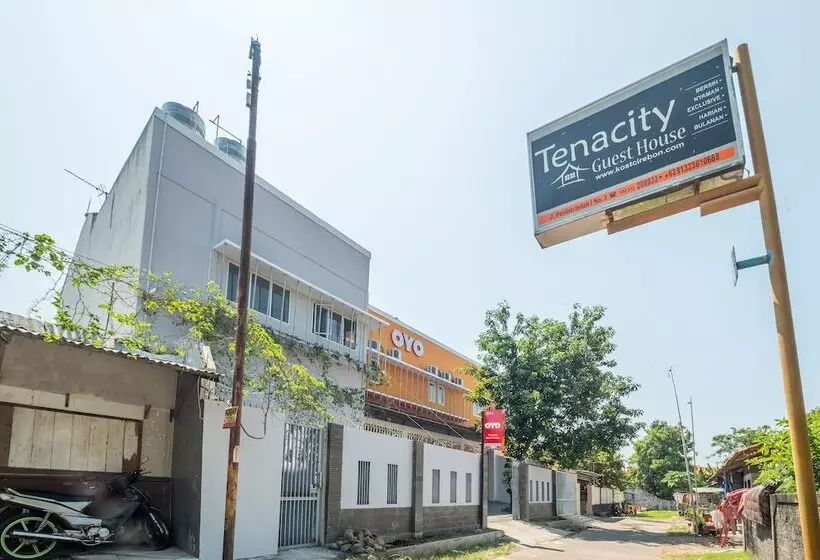 Hotel Tenacity Guest House