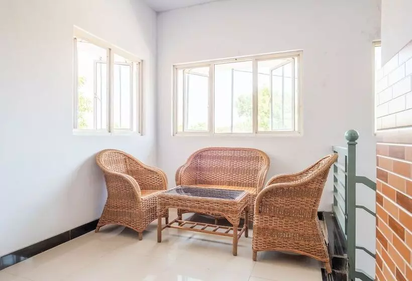 Hotel Tenacity Guest House