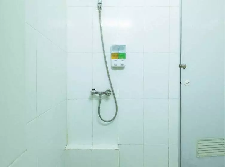 Hotel Tenacity Guest House