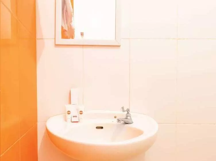 Hotel Tenacity Guest House