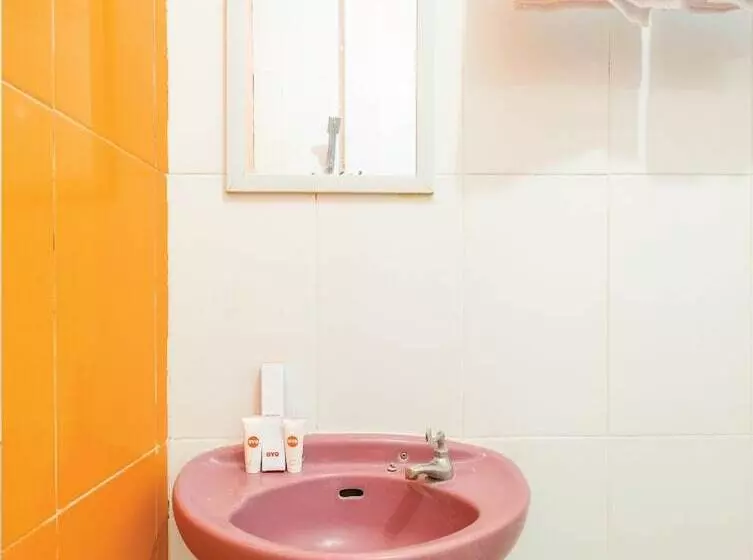 Hotel Tenacity Guest House