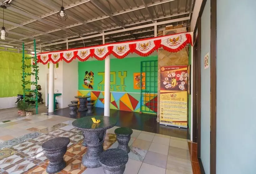 ペンション Reddoorz Syariah Near Pangkal Balam Port Bangka