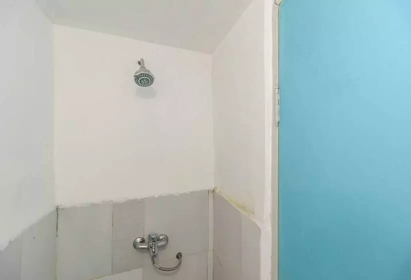 ペンション Reddoorz Syariah Near Pangkal Balam Port Bangka